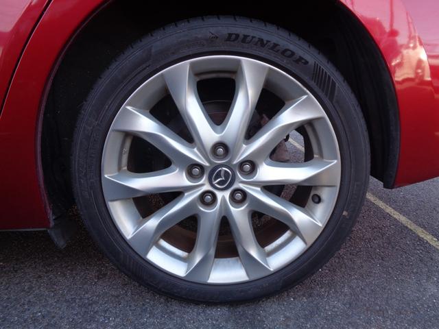 アクセラ １５Ｓツーリング　６速ＭＴ　純正ナビ　フルセグ　ＣＤ／ＤＶＤ再生　バックカメラ　ドラレコ前後　コーナーセンサー　スマートキー２個　純正１８ＡＷ　トランクスポイラー　Ｂｌｕｅｔｏｏｔｈ　ＨＩＤ　ＥＴＣ　ＢＳＭ　クルコン（59枚目）