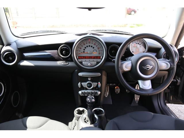 mini mini その他 クーパーs クーパーs 4名 17インチ純正アルミホイール ターボ hidヘッドライト etc マニュアル ミッション 6mt ホワイトルーフ タイヤ9分山 アームレスト 中古車検索 くるまのニュース mini mini その他 クーパーs クーパーs 4名 17インチ純正アルミホイール ターボ hidヘッドライト etc マニュアル ミッション 6mt ホワイトルーフ タイヤ9分山 アームレスト 中古車検索 くるまのニュース