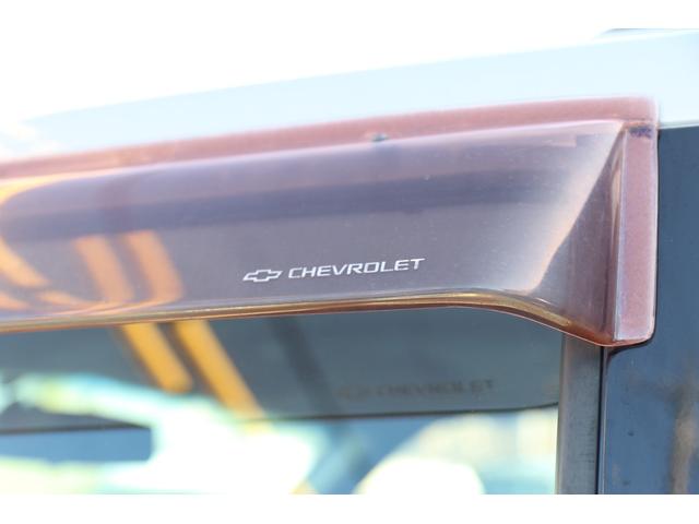 シボレーアストロ ＬＴ　ディーラー車　８ナンバー　４ＷＤ　ＬＴ　キャンピング登録　８ナンバー　ギブソンマフラー　Ｂｌｕｅｔｏｏｔｈ　バックカメラ　フリップダウンモニター　アルパインウーファー　ＴＹＣヘッドライト　キーレス（18枚目）