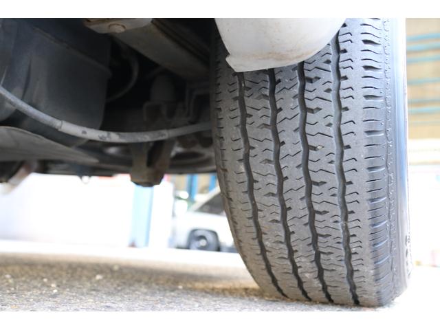 シボレーアストロ ＬＴ　ディーラー車　８ナンバー　４ＷＤ　ＬＴ　キャンピング登録　８ナンバー　ギブソンマフラー　Ｂｌｕｅｔｏｏｔｈ　バックカメラ　フリップダウンモニター　アルパインウーファー　ＴＹＣヘッドライト　キーレス（26枚目）