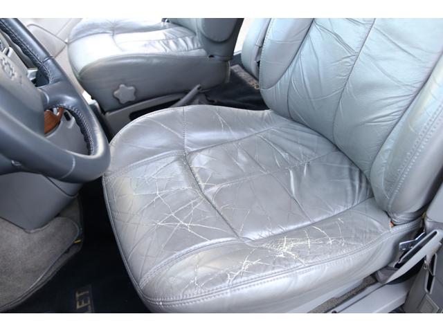 シボレーアストロ ＬＴ　ディーラー車　８ナンバー　４ＷＤ　ＬＴ　キャンピング登録　８ナンバー　ギブソンマフラー　Ｂｌｕｅｔｏｏｔｈ　バックカメラ　フリップダウンモニター　アルパインウーファー　ＴＹＣヘッドライト　キーレス（35枚目）