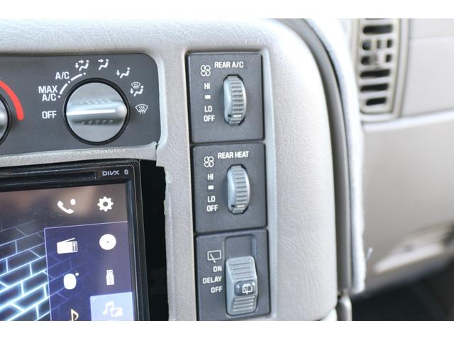 シボレーアストロ ＬＴ　ディーラー車　８ナンバー　４ＷＤ　ＬＴ　キャンピング登録　８ナンバー　ギブソンマフラー　Ｂｌｕｅｔｏｏｔｈ　バックカメラ　フリップダウンモニター　アルパインウーファー　ＴＹＣヘッドライト　キーレス（42枚目）