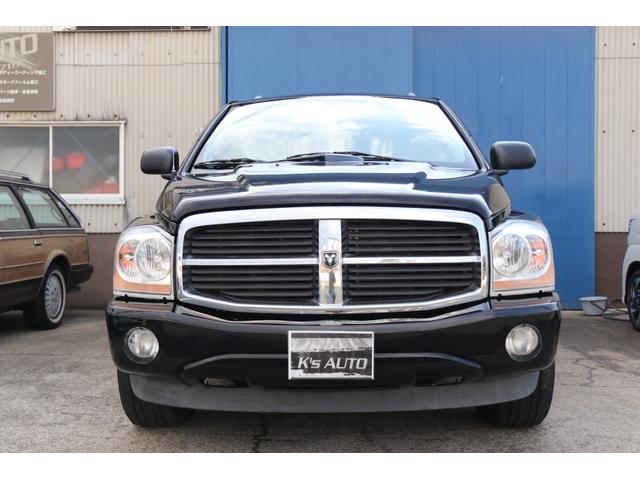 ダッジ・デュランゴ リミテッド　レザーシート　サンルーフ　シートヒーター　１ナンバー　ＮＯｘＰＭ適合　３列シート　パワーシート　バックカメラ　５７００ｃｃ　Ｖ８　ＨＥＭＩエンジン　オルタネーター　ファンカップ　サーモスタッド交換（4枚目）