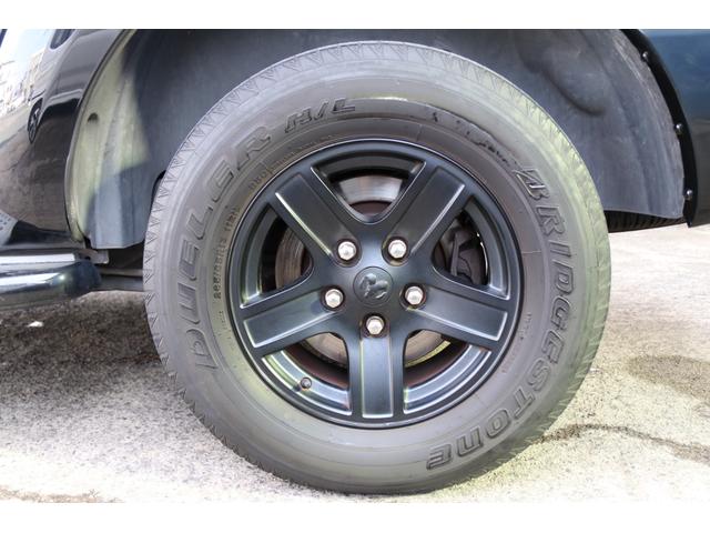 ダッジ・デュランゴ リミテッド　レザーシート　サンルーフ　シートヒーター　１ナンバー　ＮＯｘＰＭ適合　３列シート　パワーシート　バックカメラ　５７００ｃｃ　Ｖ８　ＨＥＭＩエンジン　オルタネーター　ファンカップ　サーモスタッド交換（15枚目）