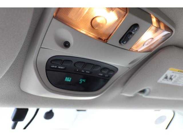 ダッジ・デュランゴ リミテッド　レザーシート　サンルーフ　シートヒーター　１ナンバー　ＮＯｘＰＭ適合　３列シート　パワーシート　バックカメラ　５７００ｃｃ　Ｖ８　ＨＥＭＩエンジン　オルタネーター　ファンカップ　サーモスタッド交換（38枚目）