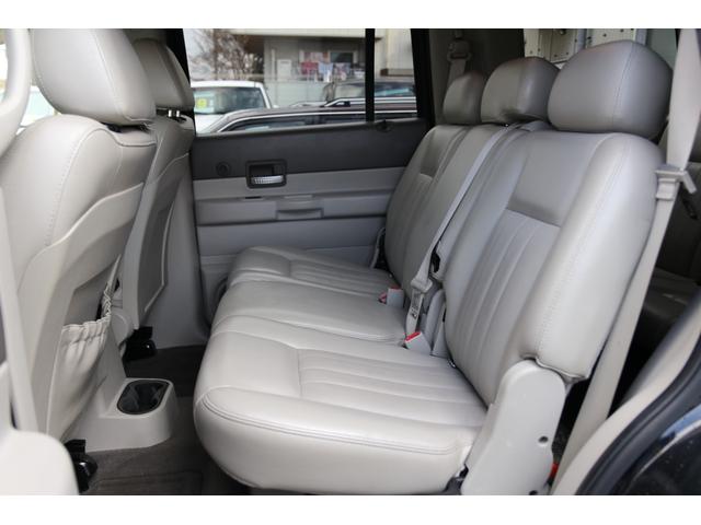 ダッジ・デュランゴ リミテッド　レザーシート　サンルーフ　シートヒーター　１ナンバー　ＮＯｘＰＭ適合　３列シート　パワーシート　バックカメラ　５７００ｃｃ　Ｖ８　ＨＥＭＩエンジン　オルタネーター　ファンカップ　サーモスタッド交換（43枚目）