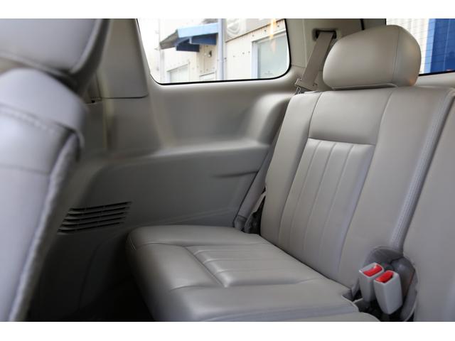 ダッジ・デュランゴ リミテッド　レザーシート　サンルーフ　シートヒーター　１ナンバー　ＮＯｘＰＭ適合　３列シート　パワーシート　バックカメラ　５７００ｃｃ　Ｖ８　ＨＥＭＩエンジン　オルタネーター　ファンカップ　サーモスタッド交換（46枚目）