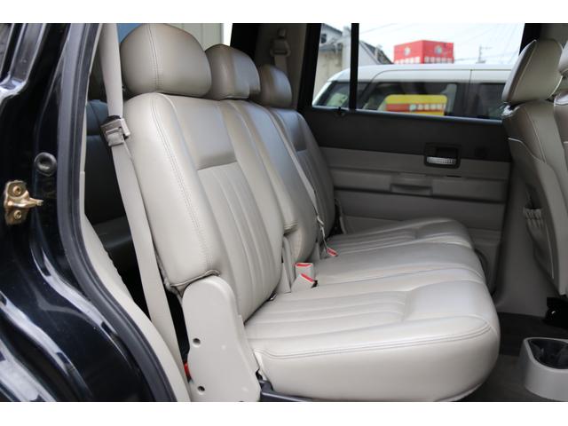 ダッジ・デュランゴ リミテッド　レザーシート　サンルーフ　シートヒーター　１ナンバー　ＮＯｘＰＭ適合　３列シート　パワーシート　バックカメラ　５７００ｃｃ　Ｖ８　ＨＥＭＩエンジン　オルタネーター　ファンカップ　サーモスタッド交換（49枚目）