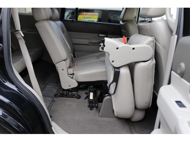 ダッジ・デュランゴ リミテッド　レザーシート　サンルーフ　シートヒーター　１ナンバー　ＮＯｘＰＭ適合　３列シート　パワーシート　バックカメラ　５７００ｃｃ　Ｖ８　ＨＥＭＩエンジン　オルタネーター　ファンカップ　サーモスタッド交換（52枚目）