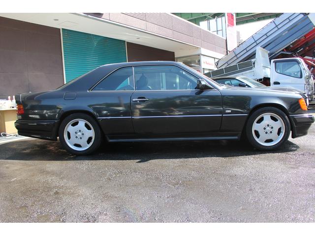 300CE サンルーフ 黒革 シートヒーター(6枚目)