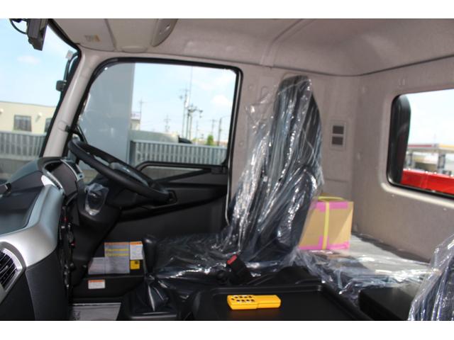 ファイター 　中型積載車　極東製フラトップゼロＩＩ　フロントメッキ　アルミホイール　ウインチ　タイヤ固縛　オートリアゲート　バックカメラ　ＥＴＣ（23枚目）