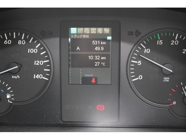 ファイター 　極東製アームロール　フロントメッキ　ベッド付き　バックカメラ　ステンレスフェンダー　ＥＴＣ　ラジコン（31枚目）