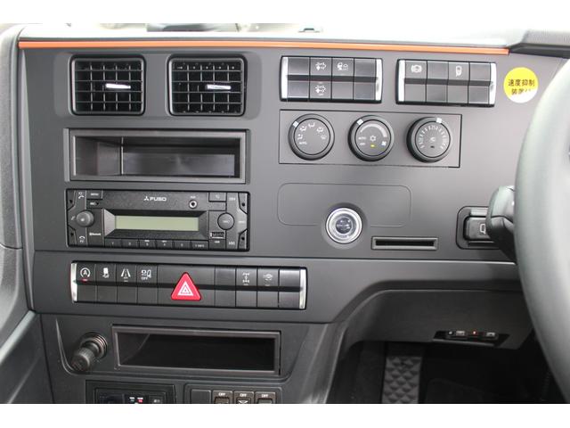 スーパーグレート 　積載１３６００ｋｇ　スーパーハイルーフ　エアロ付き　メッキバンパー　アルミホイール　アルミ燃料タンク３００＋２００　バックカメラ　エアサス　ラッシングレール２段　ＥＴＣ２．０（22枚目）