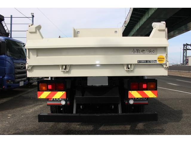 スーパーグレート 5300ボディ アルミホイール ステンレスフェンダー サイドマーカー5対 燃料タンク300L 強化ヒンジ 船底 ETC(5枚目)