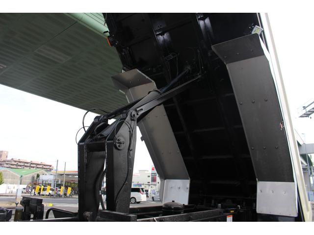 スーパーグレート 5300ボディ アルミホイール ステンレスフェンダー サイドマーカー5対 燃料タンク300L 強化ヒンジ 船底 ETC(9枚目)