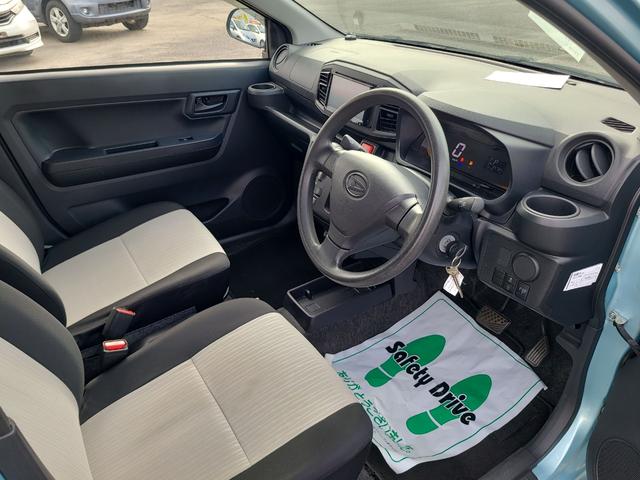 ミライース Ｌ　ナビ　キーレスエントリー　アイドリングストップ　ＣＶＴ　盗難防止システム　ＡＢＳ　ＥＳＣ　衝突安全ボディ　エアコン　パワーステアリング（8枚目）