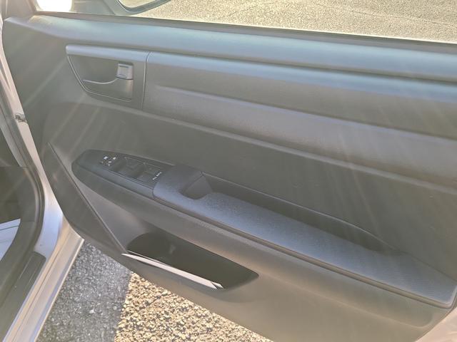 カローラフィールダー 1.5X ドライブレコーダー ナビ キーレスエントリー アイドリングストップ 電動格納ミラー CVT 衝突安全ボディ ABS ESC エアコン パワーステアリング パワーウィンドウ(25枚目)