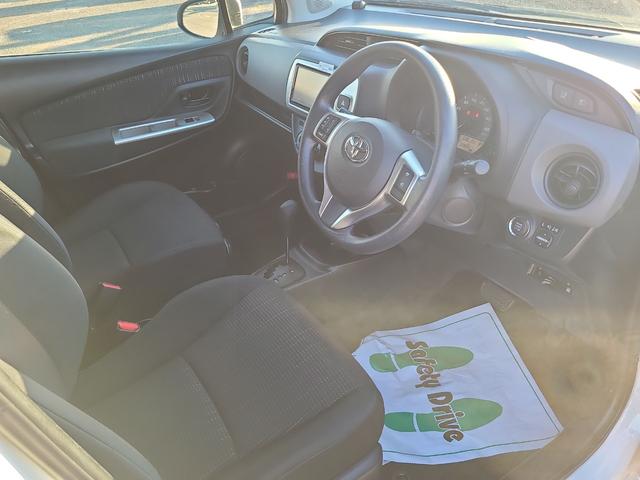 ヴィッツ F ドライブレコーダー バックカメラ ナビ TV 衝突被害軽減システム スマートキー 電動格納ミラー CVT 衝突安全ボディ ABS ESC Bluetooth エアコン パワーステアリング(10枚目)