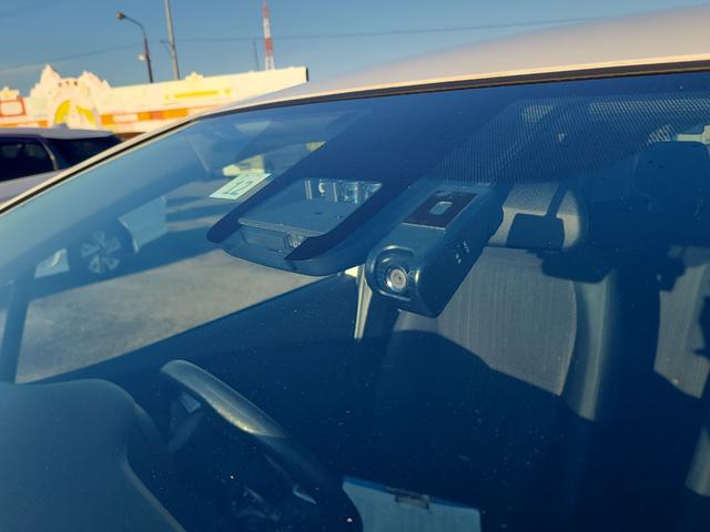 ヴィッツ F ドライブレコーダー バックカメラ ナビ TV 衝突被害軽減システム スマートキー 電動格納ミラー CVT 衝突安全ボディ ABS ESC Bluetooth エアコン パワーステアリング(22枚目)