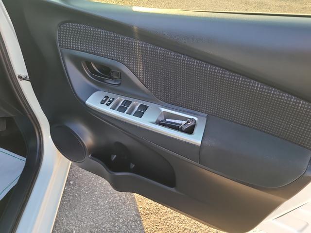 ヴィッツ F ドライブレコーダー バックカメラ ナビ TV 衝突被害軽減システム スマートキー 電動格納ミラー CVT 衝突安全ボディ ABS ESC Bluetooth エアコン パワーステアリング(28枚目)