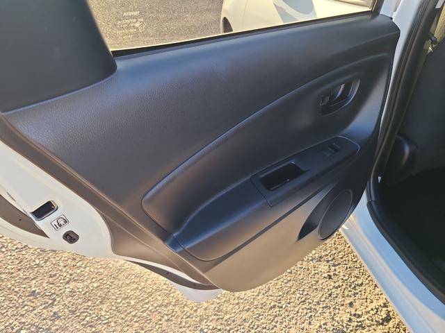 ヴィッツ F ドライブレコーダー バックカメラ ナビ TV 衝突被害軽減システム スマートキー 電動格納ミラー CVT 衝突安全ボディ ABS ESC Bluetooth エアコン パワーステアリング(34枚目)