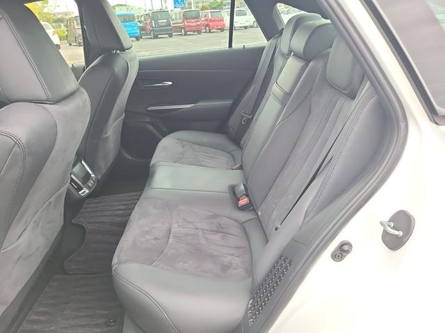 クラウンハイブリッド Ｓ　ドライブレコーダー　ＥＴＣ　クリアランスソナー　レーンアシスト　オートクルーズコントロール　衝突被害軽減システム　バックカメラ　ナビ　アルミホイール　オートマチックハイビーム　オートライト（28枚目）