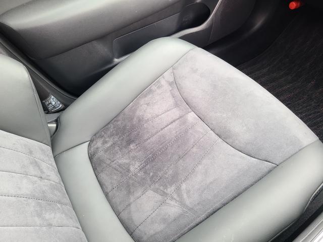 クラウンハイブリッド Ｓ　ドライブレコーダー　ＥＴＣ　クリアランスソナー　レーンアシスト　オートクルーズコントロール　衝突被害軽減システム　バックカメラ　ナビ　アルミホイール　オートマチックハイビーム　オートライト（33枚目）