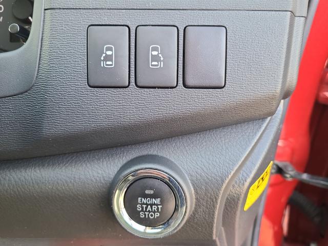 アイシス プラタナ Vセレクション ドライブレコーダー バックカメラ ナビ クリアランスソナー 両側電動スライドドア HID スマートキー 電動格納ミラー 3列シート CVT アルミホイール 盗難防止システム 衝突安全ボディ ABS(5枚目)