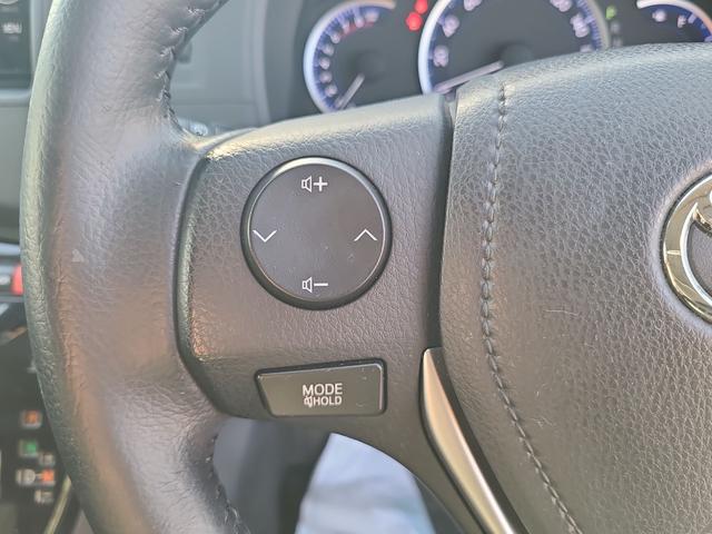 アイシス プラタナ Vセレクション ドライブレコーダー バックカメラ ナビ クリアランスソナー 両側電動スライドドア HID スマートキー 電動格納ミラー 3列シート CVT アルミホイール 盗難防止システム 衝突安全ボディ ABS(8枚目)