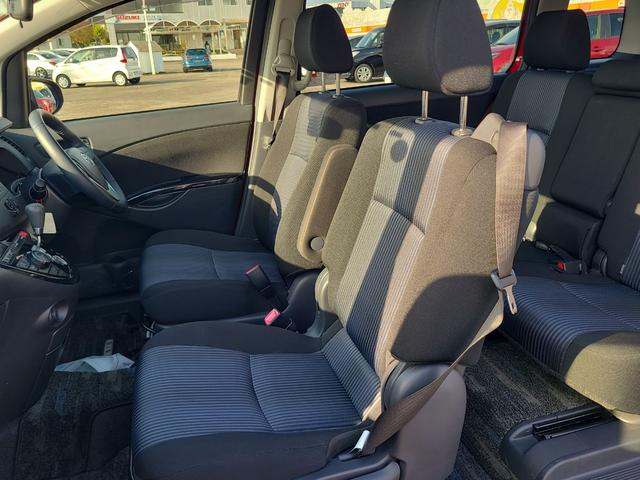 アイシス プラタナ Vセレクション ドライブレコーダー バックカメラ ナビ クリアランスソナー 両側電動スライドドア HID スマートキー 電動格納ミラー 3列シート CVT アルミホイール 盗難防止システム 衝突安全ボディ ABS(9枚目)