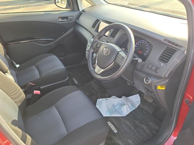 アイシス プラタナ Vセレクション ドライブレコーダー バックカメラ ナビ クリアランスソナー 両側電動スライドドア HID スマートキー 電動格納ミラー 3列シート CVT アルミホイール 盗難防止システム 衝突安全ボディ ABS(25枚目)