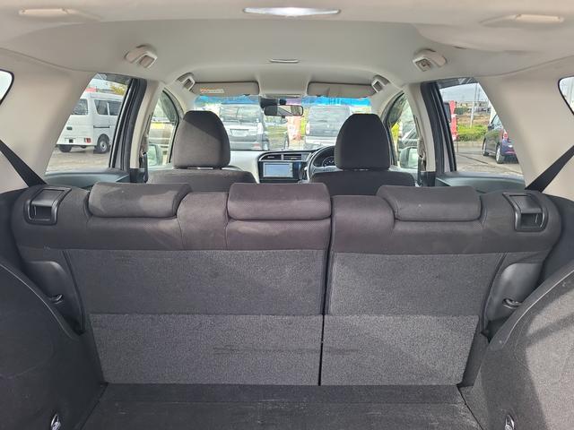 シャトル Ｇ　ホンダセンシング　ＥＴＣ　ナビ　オートクルーズコントロール　レーンアシスト　衝突被害軽減システム　アルミホイール　キーレスエントリー　アイドリングストップ　ＣＶＴ　盗難防止システム　衝突安全ボディ　ＡＢＳ　ＥＳＣ　ＣＤ（18枚目）