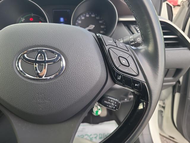 Ｃ－ＨＲ Ｇ　ＥＴＣ　バックカメラ　クリアランスソナー　オートクルーズコントロール　レーンアシスト　衝突被害軽減システム　ナビ　オートマチックハイビーム　オートライト　アルミホイール　スマートキー（4枚目）