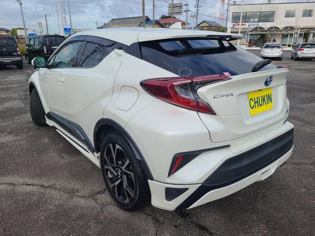 Ｃ－ＨＲ Ｇ　ＥＴＣ　バックカメラ　クリアランスソナー　オートクルーズコントロール　レーンアシスト　衝突被害軽減システム　ナビ　オートマチックハイビーム　オートライト　アルミホイール　スマートキー（16枚目）