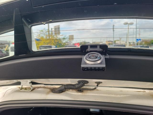 Ｃ－ＨＲ Ｇ　ＥＴＣ　バックカメラ　クリアランスソナー　オートクルーズコントロール　レーンアシスト　衝突被害軽減システム　ナビ　オートマチックハイビーム　オートライト　アルミホイール　スマートキー（30枚目）