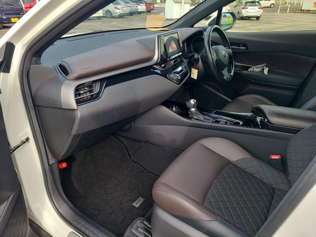 Ｃ－ＨＲ Ｇ　ＥＴＣ　バックカメラ　クリアランスソナー　オートクルーズコントロール　レーンアシスト　衝突被害軽減システム　ナビ　オートマチックハイビーム　オートライト　アルミホイール　スマートキー（34枚目）