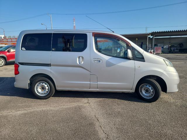 NV200バネットワゴン 16S ETC TV 両側スライドドア 3列シート AT CD 衝突安全ボディ ABS エアコン パワーステアリング パワーウィンドウ(15枚目)