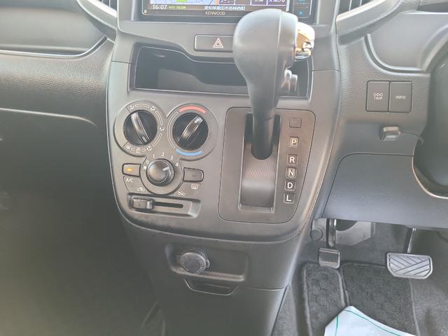 ソリオ Ｇ　ドライブレコーダー　バックカメラ　ナビ　ＴＶ　クリアランスソナー　オートクルーズコントロール　レーンアシスト　両側スライド・片側電動　オートライト　スマートキー　電動格納ミラー　シートヒーター（5枚目）