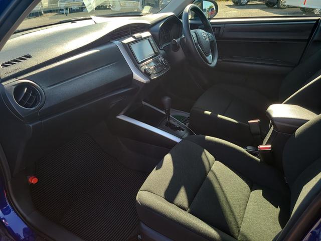 カローラフィールダー ハイブリッド　ＥＸ　ドライブレコーダー　ＥＴＣ　ナビ　レーンアシスト　衝突被害軽減システム　オートマチックハイビーム　スマートキー　アイドリングストップ　電動格納ミラー　ＣＶＴ　盗難防止システム　衝突安全ボディ　ＡＢＳ（11枚目）