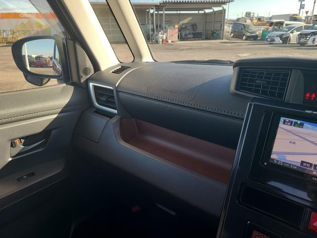 タンク G ドライブレコーダー ナビ 両側電動スライドドア クリアランスソナー オートクルーズコントロール 衝突被害軽減システム アルミホイール オートマチックハイビーム オートライト スマートキー(4枚目)