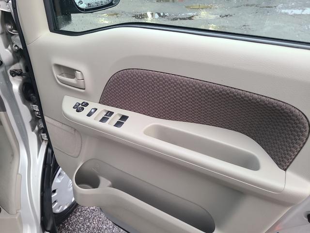 エブリイ ジョイン　ドライブレコーダー　両側スライドドア　ナビ　クリアランスソナー　レーンアシスト　衝突被害軽減システム　オートライト　キーレスエントリー　電動格納ミラー　ＡＴ　ＥＳＣ　エアコン　パワーステアリング（9枚目）