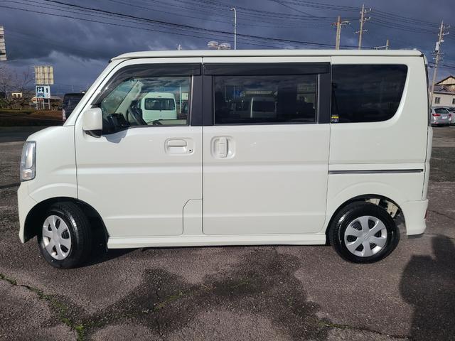 エブリイワゴン ＪＰターボ　両側スライドドア　ナビ　クリアランスソナー　レーンアシスト　衝突被害軽減システム　スマートキー　電動格納ミラー　ベンチシート　ＡＴ　盗難防止システム　ＡＢＳ　ＥＳＣ　衝突安全ボディ　エアコン（14枚目）