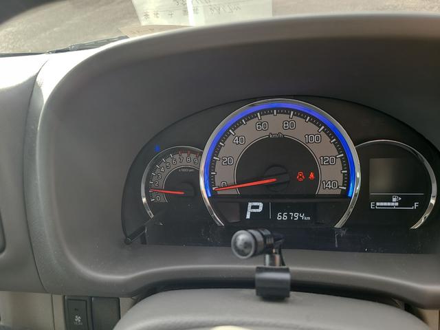 エブリイワゴン ＪＰターボ　両側スライドドア　ナビ　クリアランスソナー　レーンアシスト　衝突被害軽減システム　スマートキー　電動格納ミラー　ベンチシート　ＡＴ　盗難防止システム　ＡＢＳ　ＥＳＣ　衝突安全ボディ　エアコン（26枚目）