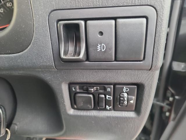 ジムニー ランドベンチャー 4WD ドライブレコーダー ETC キーレスエントリー 電動格納ミラー シートヒーター AT ABS アルミホイール 衝突安全ボディ エアコン パワーステアリング(7枚目)