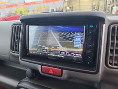 �ʥ��դ���ι�Ԥ�ɥ饤�֤�ڤ����ҤȻ������Ƥ�ƻ�Ǥ��¤����Ȥʤ����������Ȥ��Ƥ���ޤ��� 3