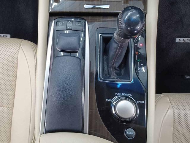 ＧＳ ＧＳ３５０　Ｉパッケージ　ベージュ革シート　サンルーフ　フロントベンチレーション＆パワーシート　純正ナビ　ＤＶＤ再生　ＵＳＢ　Ｂｌｕｅｔｏｏｔｈオーディオ　ＡＵＸ　フルセグ　バックモニター　リヤ電動シェード　リヤ手動シェード（44枚目）