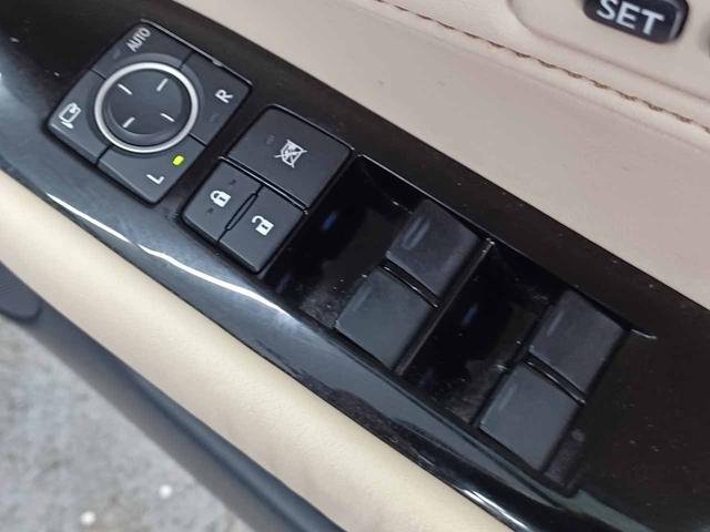 ＧＳ ＧＳ３５０　Ｉパッケージ　ベージュ革シート　サンルーフ　フロントベンチレーション＆パワーシート　純正ナビ　ＤＶＤ再生　ＵＳＢ　Ｂｌｕｅｔｏｏｔｈオーディオ　ＡＵＸ　フルセグ　バックモニター　リヤ電動シェード　リヤ手動シェード（47枚目）