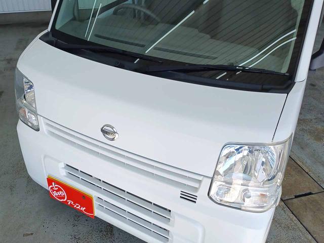 NV100クリッパーバン DX AT(5AGS) メモリーナビ(CN-E320D) Bluetoothオーディオ SD 地デジテレビ バックカメラ ドライブレコーダー ヒルスタートアシスト オーバーヘッドシェルフ プライバシーガラス(4枚目)