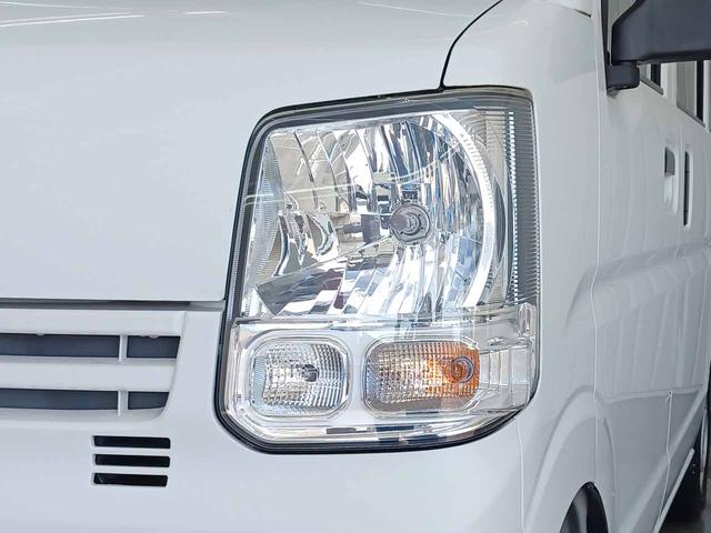 NV100クリッパーバン DX AT(5AGS) メモリーナビ(CN-E320D) Bluetoothオーディオ SD 地デジテレビ バックカメラ ドライブレコーダー ヒルスタートアシスト オーバーヘッドシェルフ プライバシーガラス(6枚目)