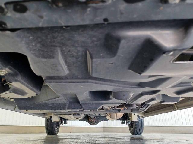 NV100クリッパーバン DX AT(5AGS) メモリーナビ(CN-E320D) Bluetoothオーディオ SD 地デジテレビ バックカメラ ドライブレコーダー ヒルスタートアシスト オーバーヘッドシェルフ プライバシーガラス(16枚目)